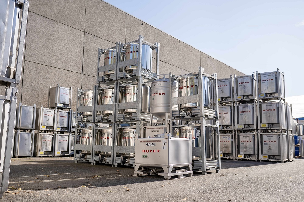 HOYER Group strategically expands IBC totes logistics