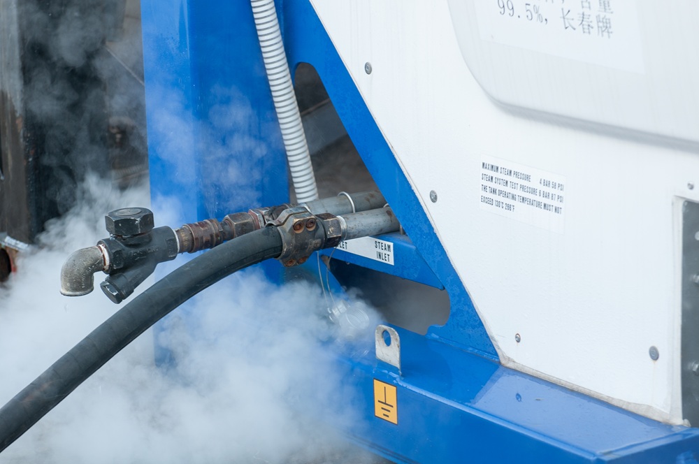 Tank cleaning without borders