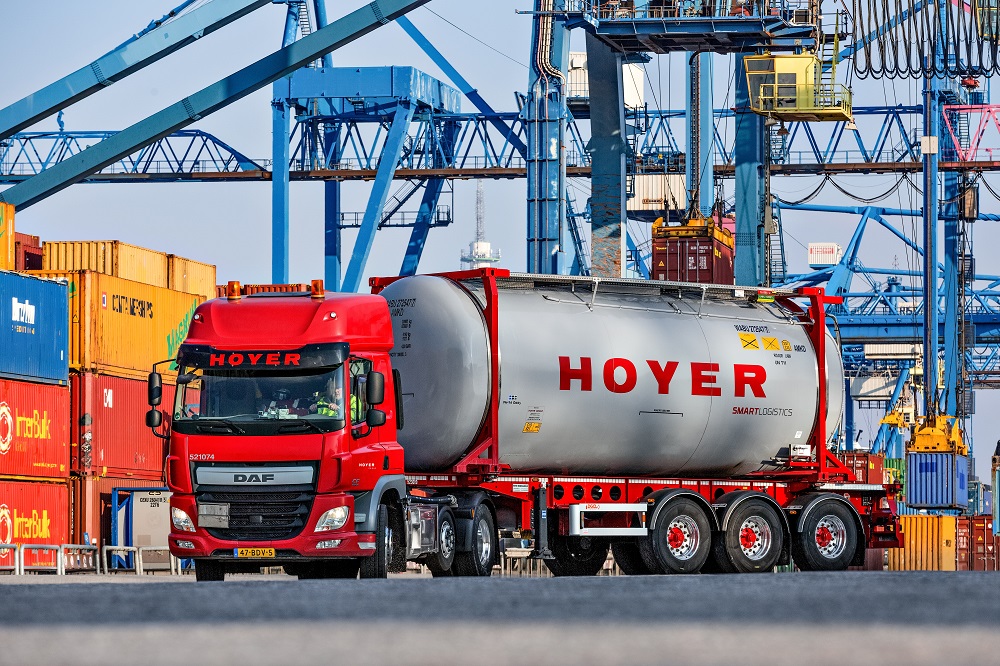 HOYER Group improves EcoVadis score and delivers top results in SQAS audits