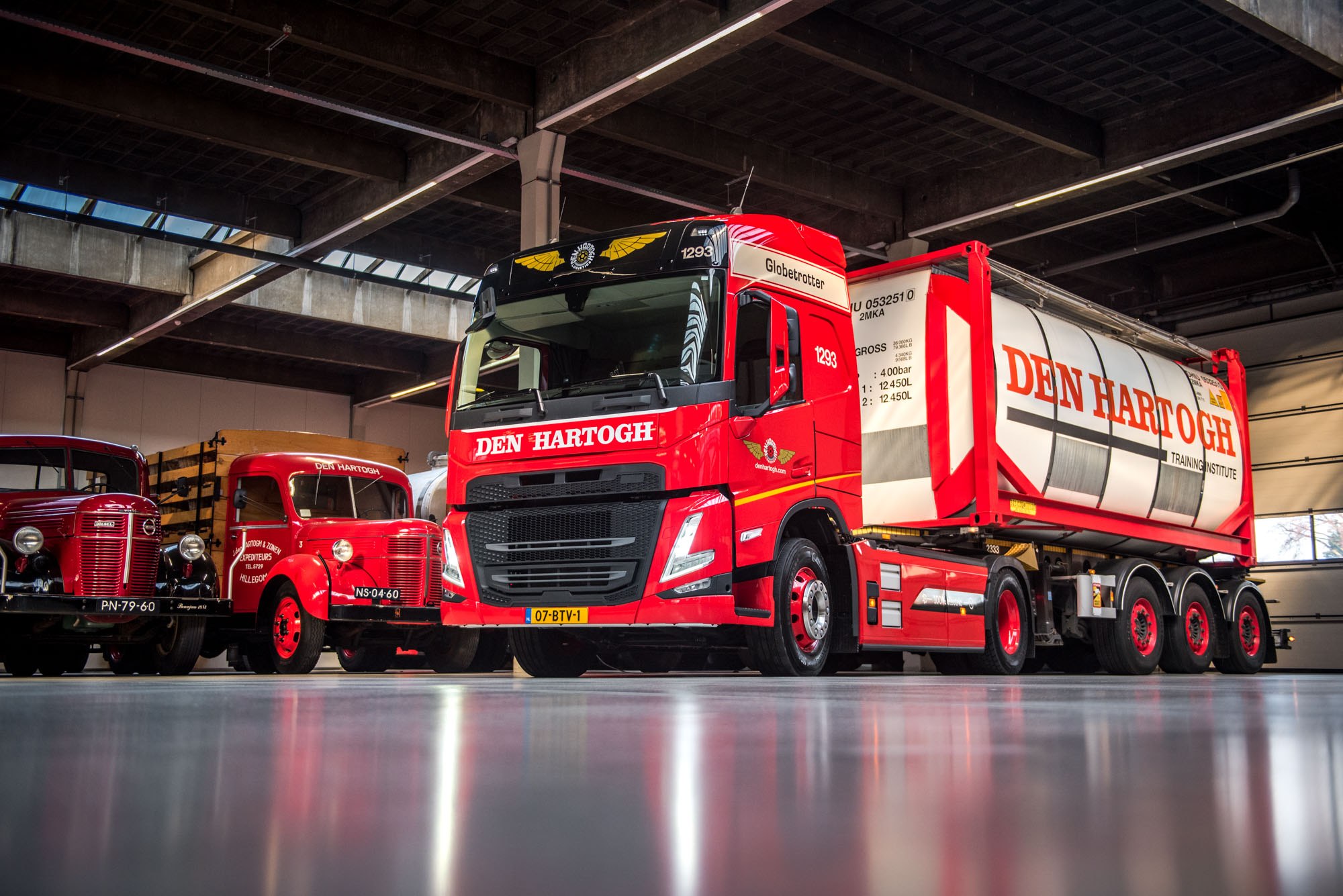 Royal Den Hartogh Logistics retains EcoVadis Gold