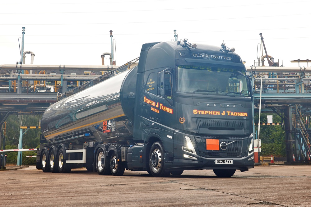 SJ Tabner adds seven Volvo FH Aeros to tanker fleet