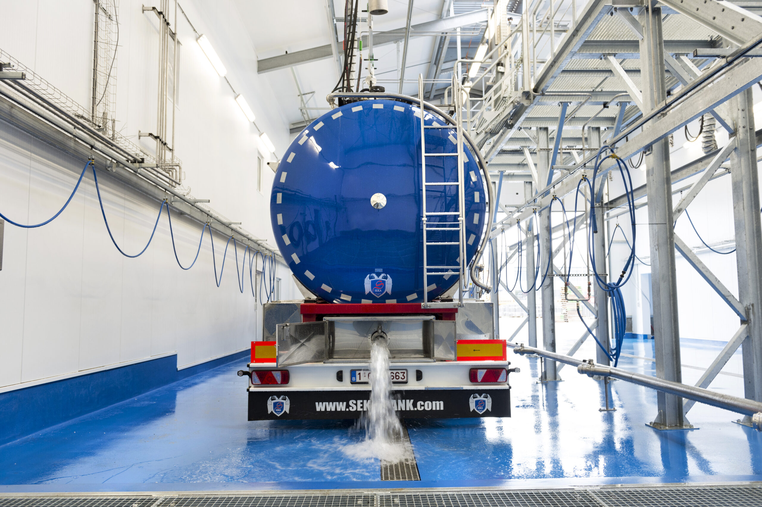 Closing the loop: How smarter water management transforming tank cleaning